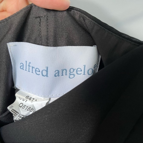 Alfred Angelo Eggplant Bridal Formal Dress size 6 - Picture 3 of 10